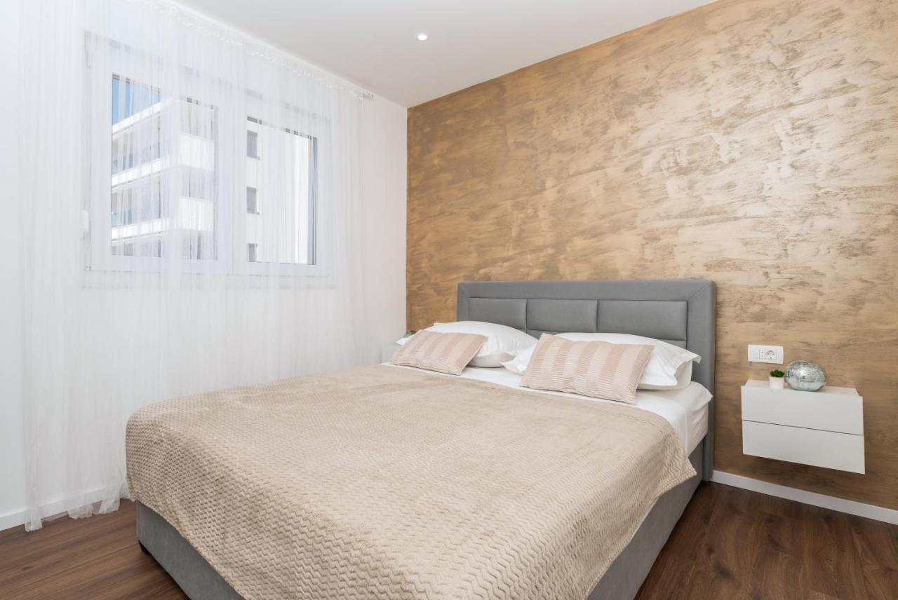 Apartment Pepe Makarska Bagian luar foto